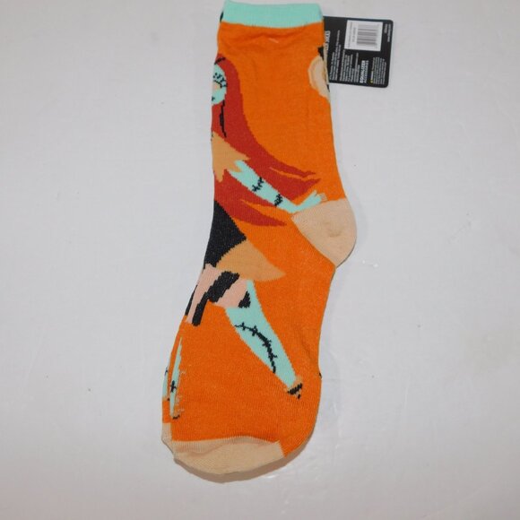 The Nightmare Before Christmas Sally Mens 9 - 11 Crew Socks NEW - Picture 4 of 4